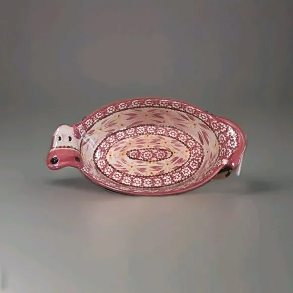 Temptations by Tara Old World 1.5 qt Casserole Dish Cows Floral Red Cream