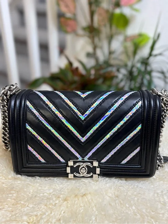 CHANEL Lambskin Iridescent PVC Chevron Quilted Medium Boy Flap Black Silver