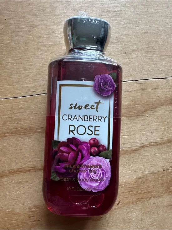 Bath & Body Works Sweet Cranberry Rose Shower Gel - NEW sealed