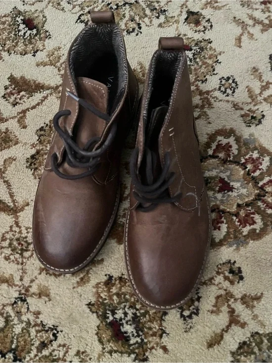 Men's Brown Leather Chukka Boots