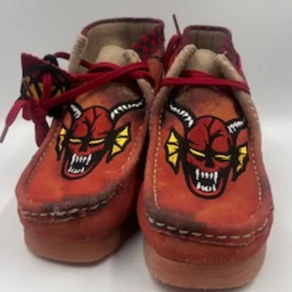 NEW Hellfire‎ Club Shoes Mens Size 8.5 Clarks Walkable Strange Things D & D NWOB