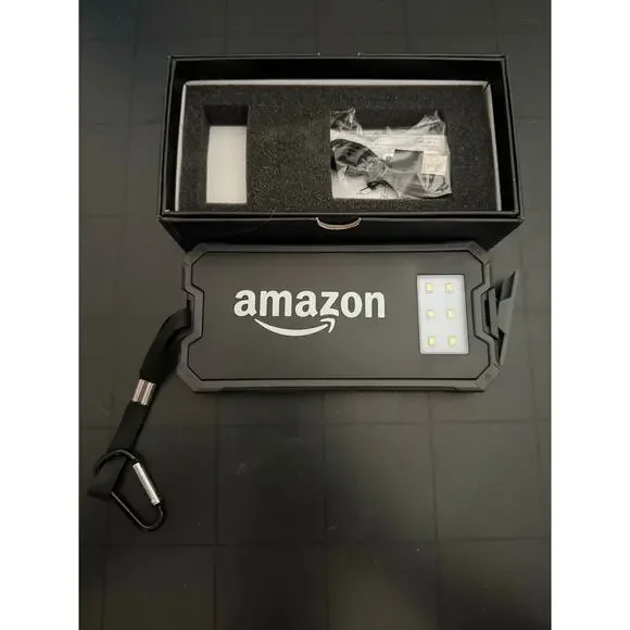 High Sierra × Amazon Solar Power Bank 10000 mAh NEW