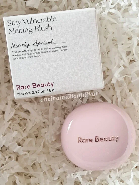 Rare Beauty Stay Vulnerable Melting Blush - Nearly Apricot