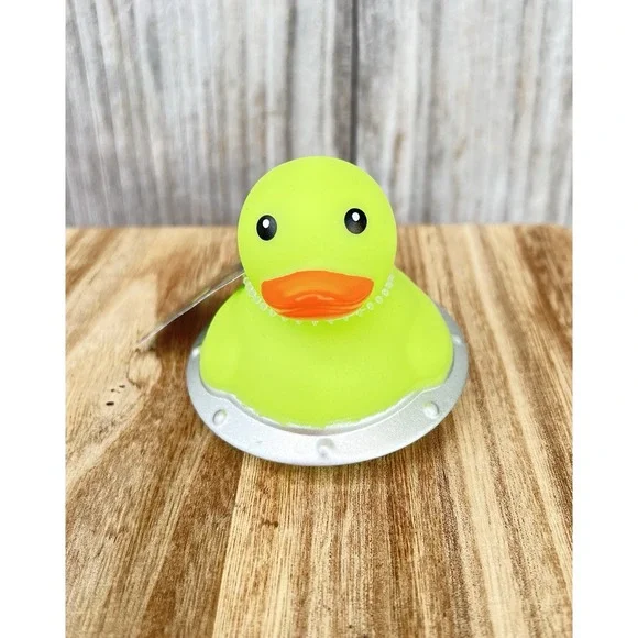 Glow Ducks Spaceship - Bullseye's Playground™