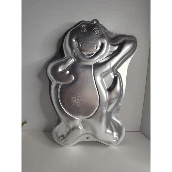 Vintage 1996 Barney The Dinosaur Aluminum Cake Mold Pan - Wilton #2105-6713 used