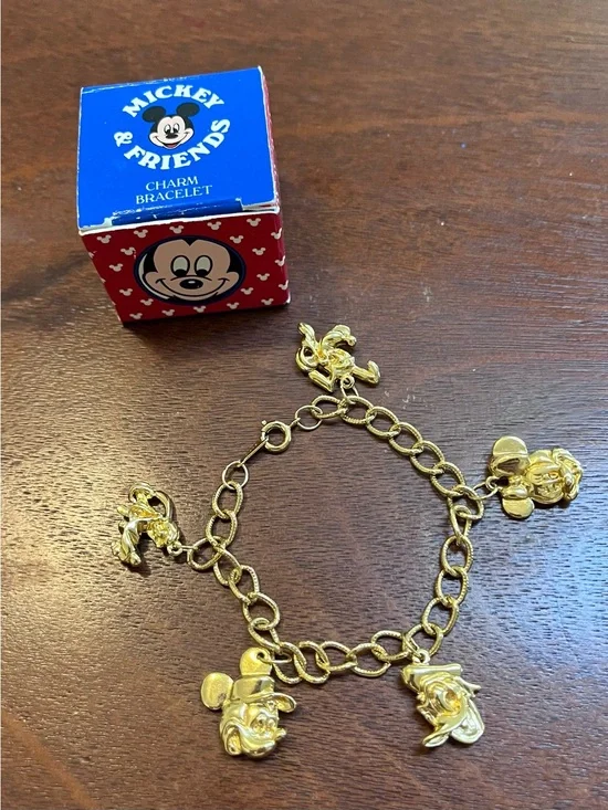Avon Mickey & Friends Gold Tone Charm Bracelet Disney c1990 90s