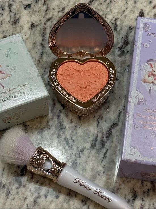 Flower Knows Bunny Garden Collection.Fairyland Reverie Blush & Pearl White Brush