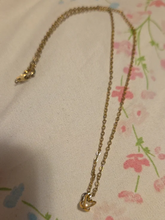 Gold Heart Pendant Necklace With Pearl
