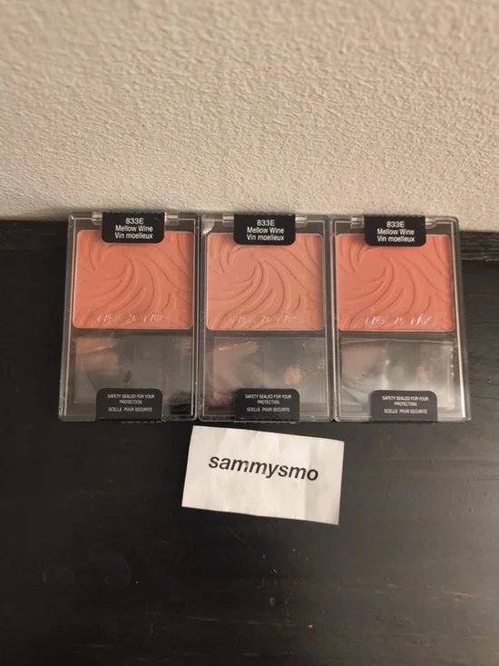 Wet N Wild Coloricon Blush Mellow Wine 833E Sealed x3 discontinued