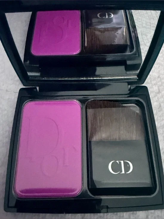 Dior Blush Compact in STAR FUCHSIA #986