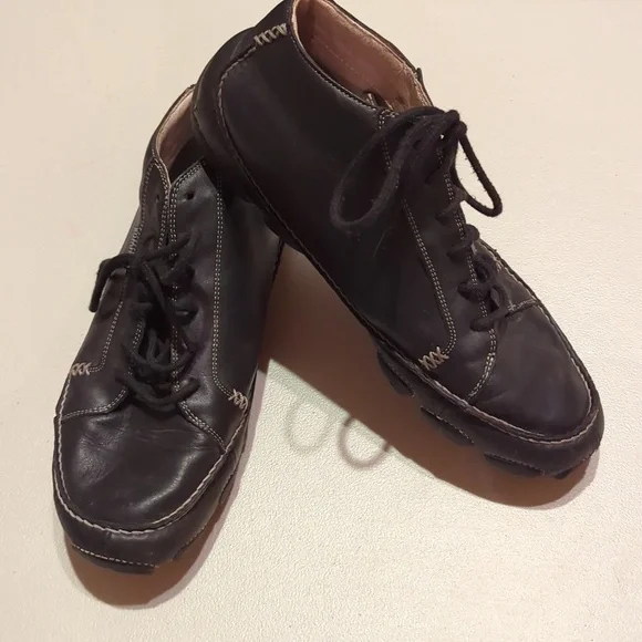 Aetrex, Zumfoot, black leather shoe/ boots. Size 10