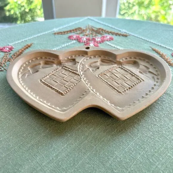 1988 Brown Bag Cookie Art Shortbread Mold Double Heart Shaped Cookie Press