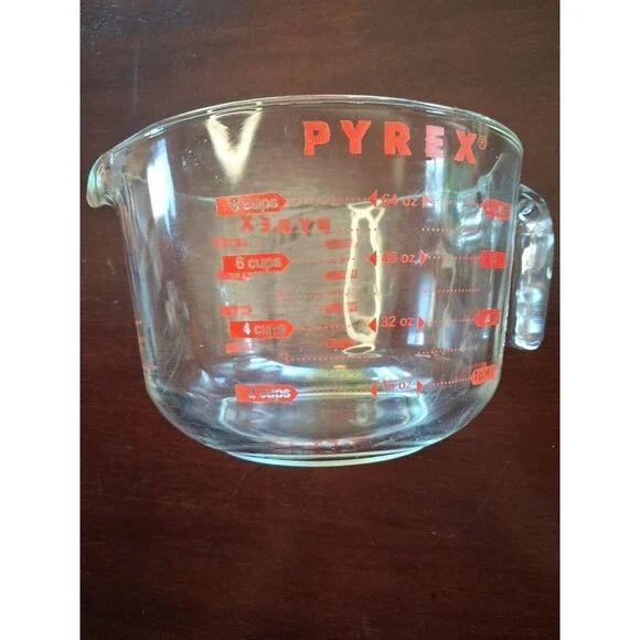 PYREX Glass Liquid Measuring 8 Cup 64 oz 2 Quart Liter Clear Red Letters-USA