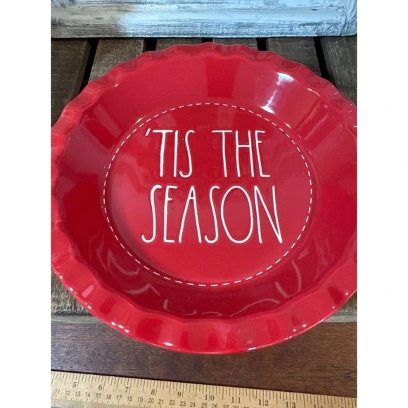 Rae Dunn Christmas Pie Pan Plate 'TIS THE SEASON Red w White  10.5