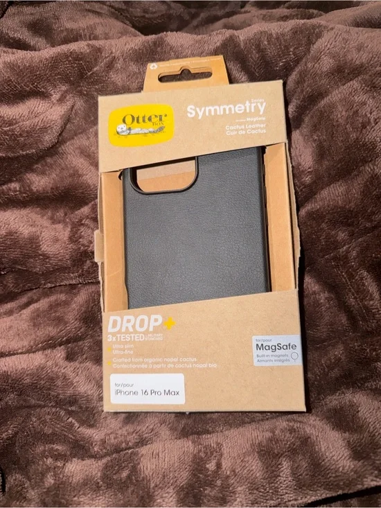 OtterBox Symmetry Series Cactus Leather Phone Case — black