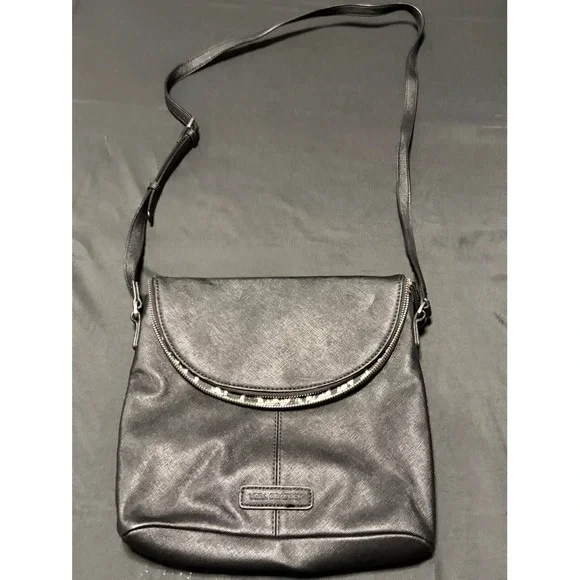 Vera Bradley Black Faux Leather Flap Crossbody Bag Adjustable Strap Travel