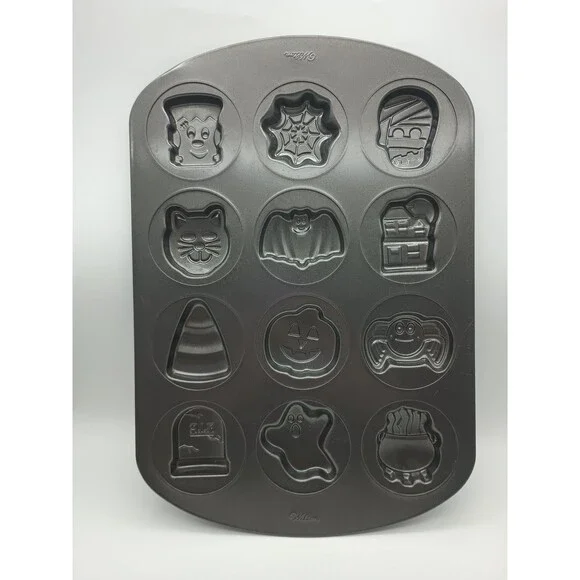 2008 WILTON HALLOWEEN COOKIE PAN  12  SPOOKY SHAPES Cat Bat Mummy Haunted House