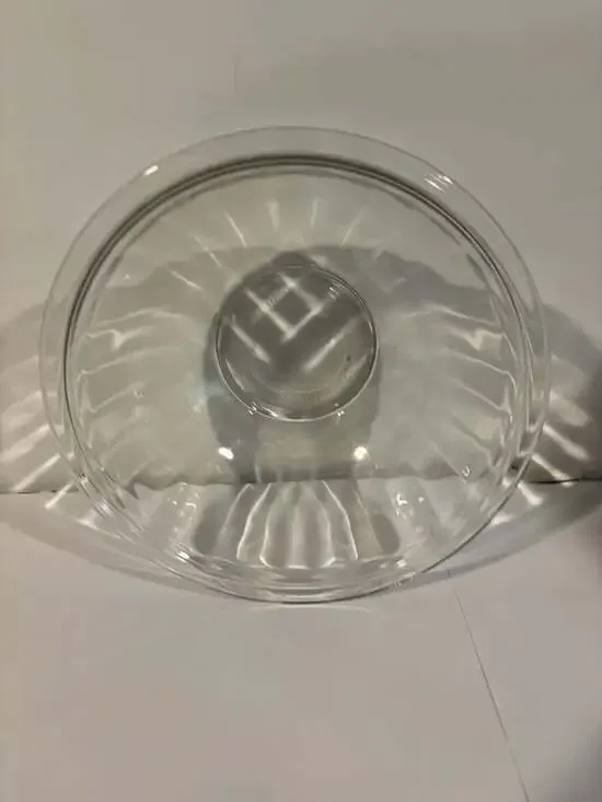 Vintage PYREX Clear Glass Mixing Bowl: Ribbed 2.5 Liter Number 325 - ,