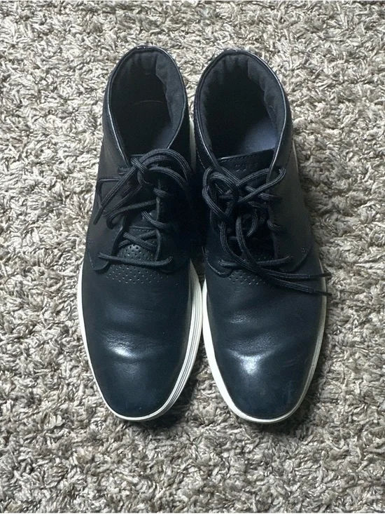 Cole Haan Grand.OS Black Leather Chukka Boots with White Sole Men’s Size 7.5