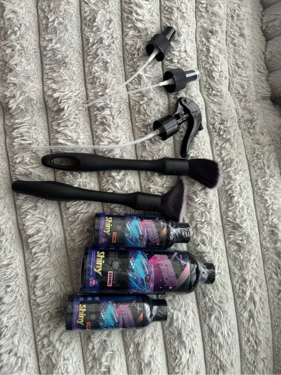 Leather Care Bundle – Cleaner, Conditioner, Brushes & Spray Tops – Complete Kit