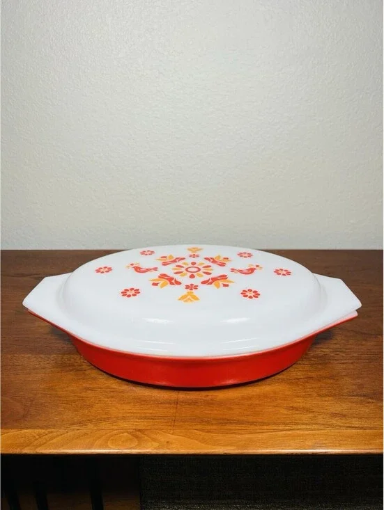 Vintage Pyrex Friendship 1 Qt Divided Casserole Dish w/ Lid Red Birds 1970s