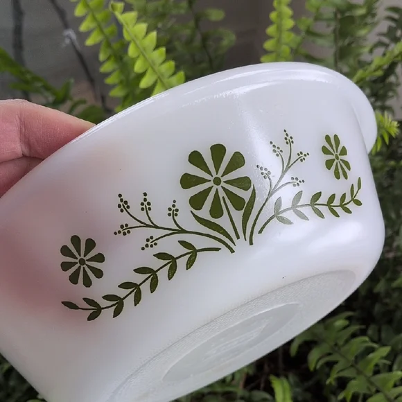 Vintage Round GLASBAKE 2 QT Green Floral Daisy Baking Ovenware Dish  J514