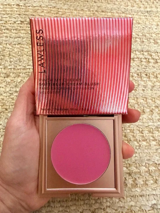 LAWLESS pinch my cheeks soft blur cream blush  Cheeky