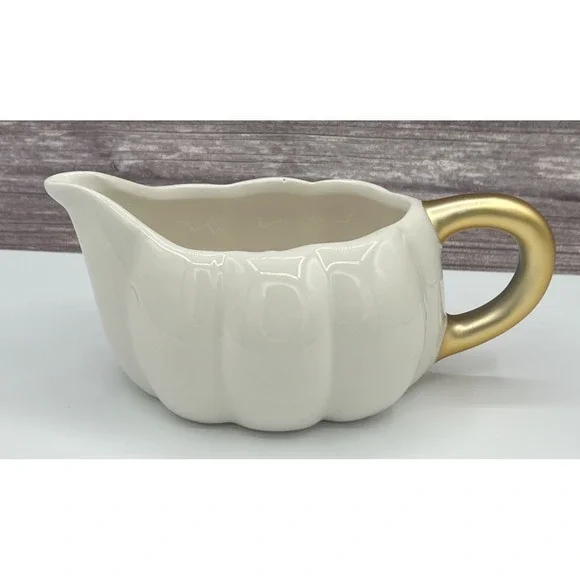 Target Bullseye ~ Ceramic Novelty Gravy Boat Pumpkin ~ Thanksgiving 2025 NEW