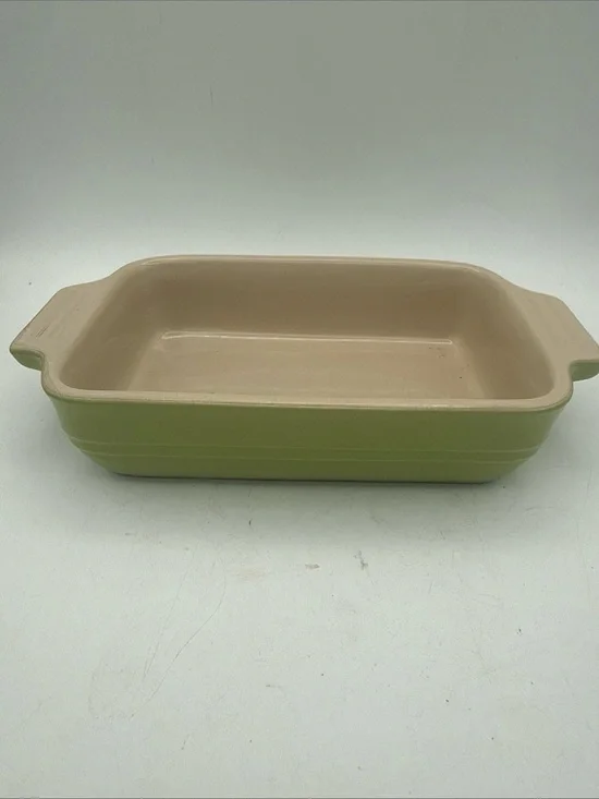 Le Creuset Kiwi Green Rectangle Small Baking Dish 16-41 Baker Stoneware 7 x 5”
