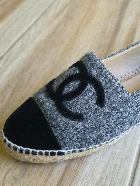 CHANEL Grey Espadrilles CC Black Velvet Grey Tweed Shoe Eur. 37