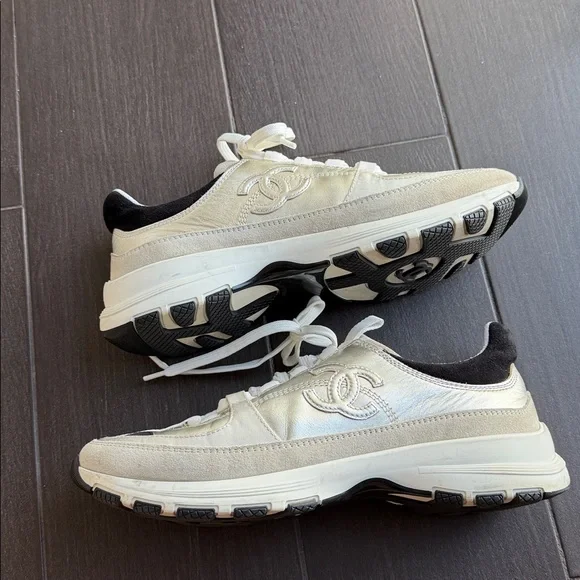Chanel Metallic Leather Low-Top Sneakers