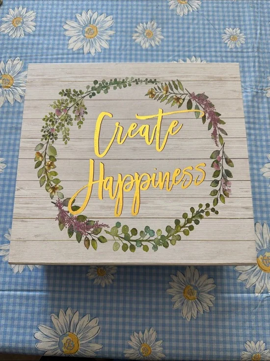 NWT~Ashland Large Magnetic Closure Decorative Floral Box
