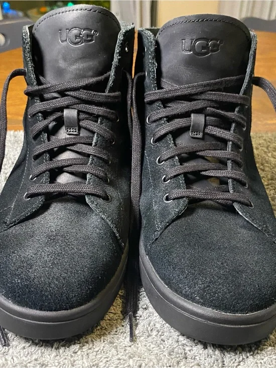 UGG Steiner Men 7 Black Suede High Top Sneaker Boots 1008165 Women 8 1/2