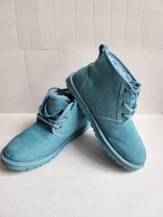 Men's UGG Neumel Suede Chukka Boots - Blue - Size 9 - Wool-Lined Ankle Boots