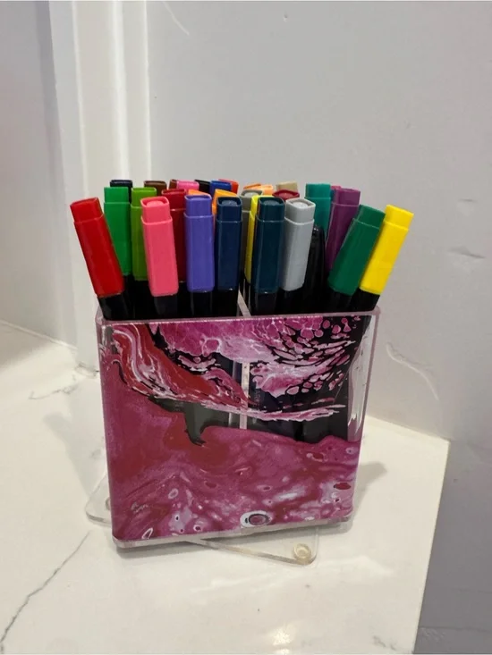 Pink Acrylic Pen Organizer