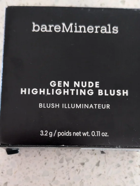 bareMinerals Gen Nude Highlighting Blush - Black and White Packaging