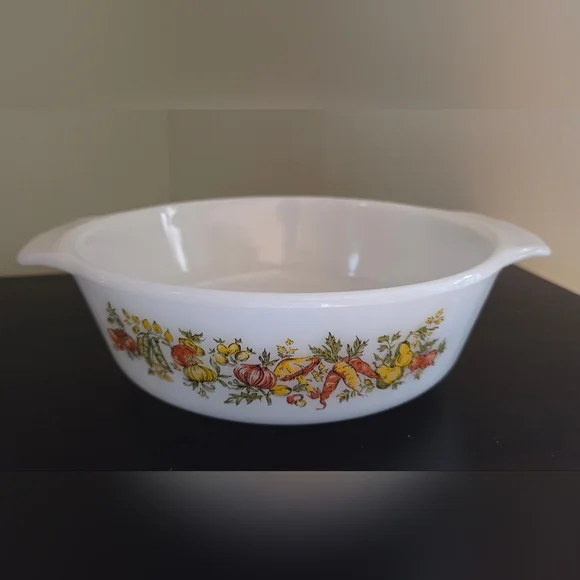 Vtg Anchor Hocking Milk Glass 1 qt Casserole Dish Fall Harvest Vegetable #436