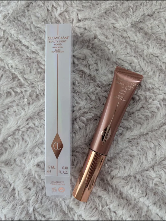 NWT Charlotte Tilbury Glowgasm Beauty Light Wand