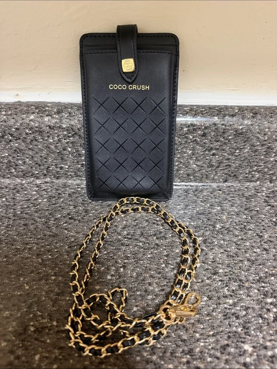 Chanel GWP Black Quilted Crossbody Phone Pouch with Gold Chain EUC