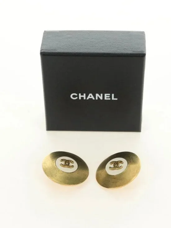 CHANEL COCO Mark Earring metal Gold Tone CC Auth 181300V