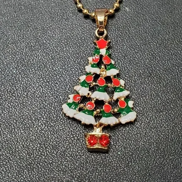 Gold tone holiday Christmas tree necklace 20-21.5