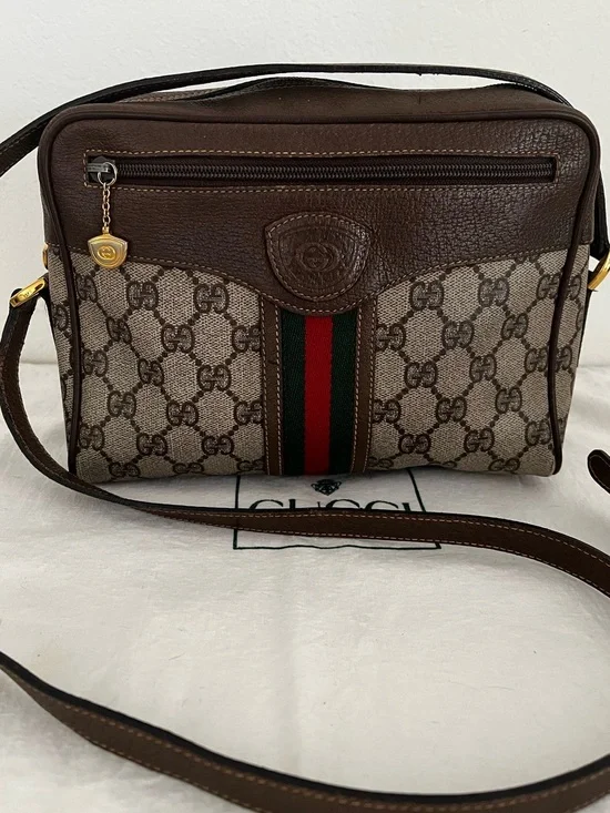 Vintage Gucci GG Supreme Sherry Line Crossbody Rare Collectible Late 1970’s - 80