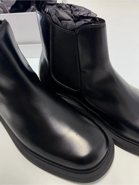 Sandro Black Leather Chukka Boots with Elastic Side Panels
