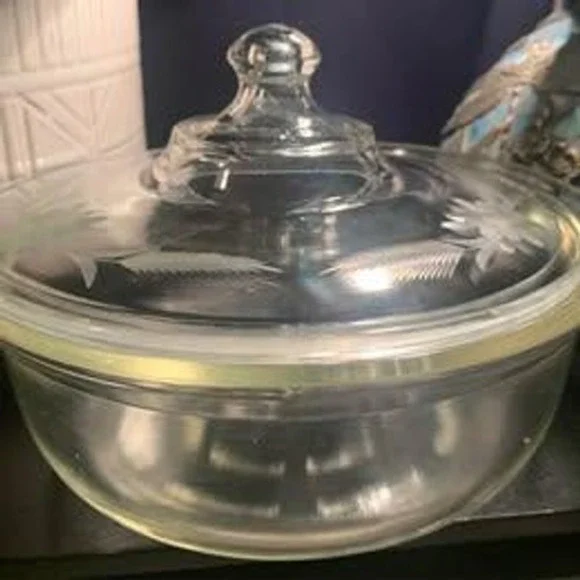 Vintage Glassbake Etched Glass Casserole Dish‎ 1 qt.