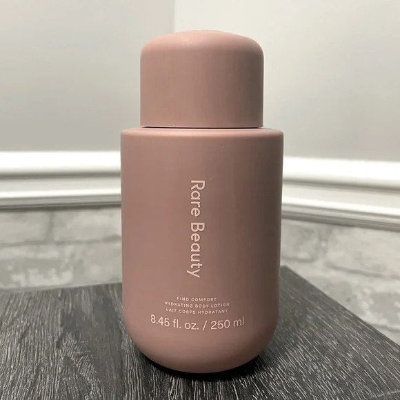 Rare Beauty‎ Find Comfort Niacinamide Body Lotion in  Warm Woods Scent NEW