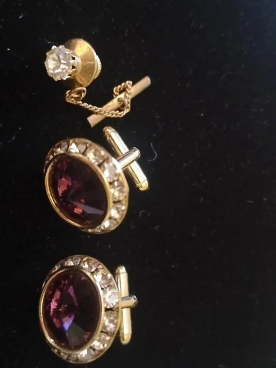 Vintage cufflinks Gold Toned, Purple Amethyst Rivoli  Crystal, Rhinestones