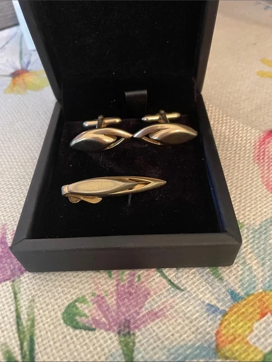 Swank Men's Gold-Tone Cufflinks and Tie Clip Set