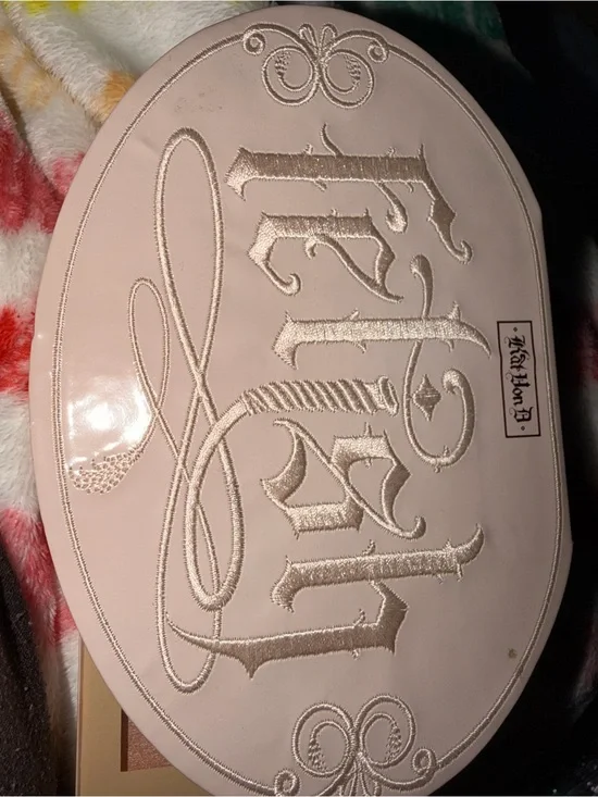 BUNDLE: Kat Von D Blush Palette x Revolution Highlighter Palette