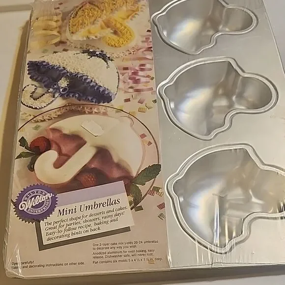 1994 Wilton Silver Mini Umbrella Baking Pan