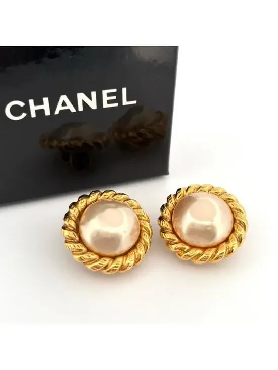 Chanel Vintage Earrings Pearl #234098C47B